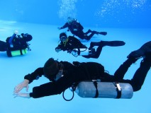 Sidemount Pooltraining im Pool