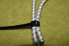 Bungee-Hose-Halter basteln 3